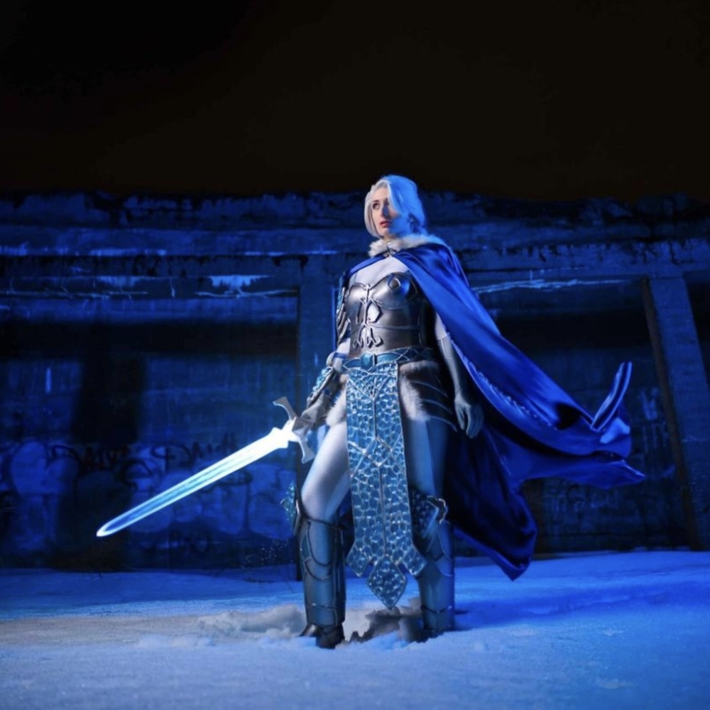 Frozen icy light up sword